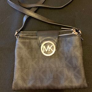 Michael Kors Fulton Logo Messenger Bag